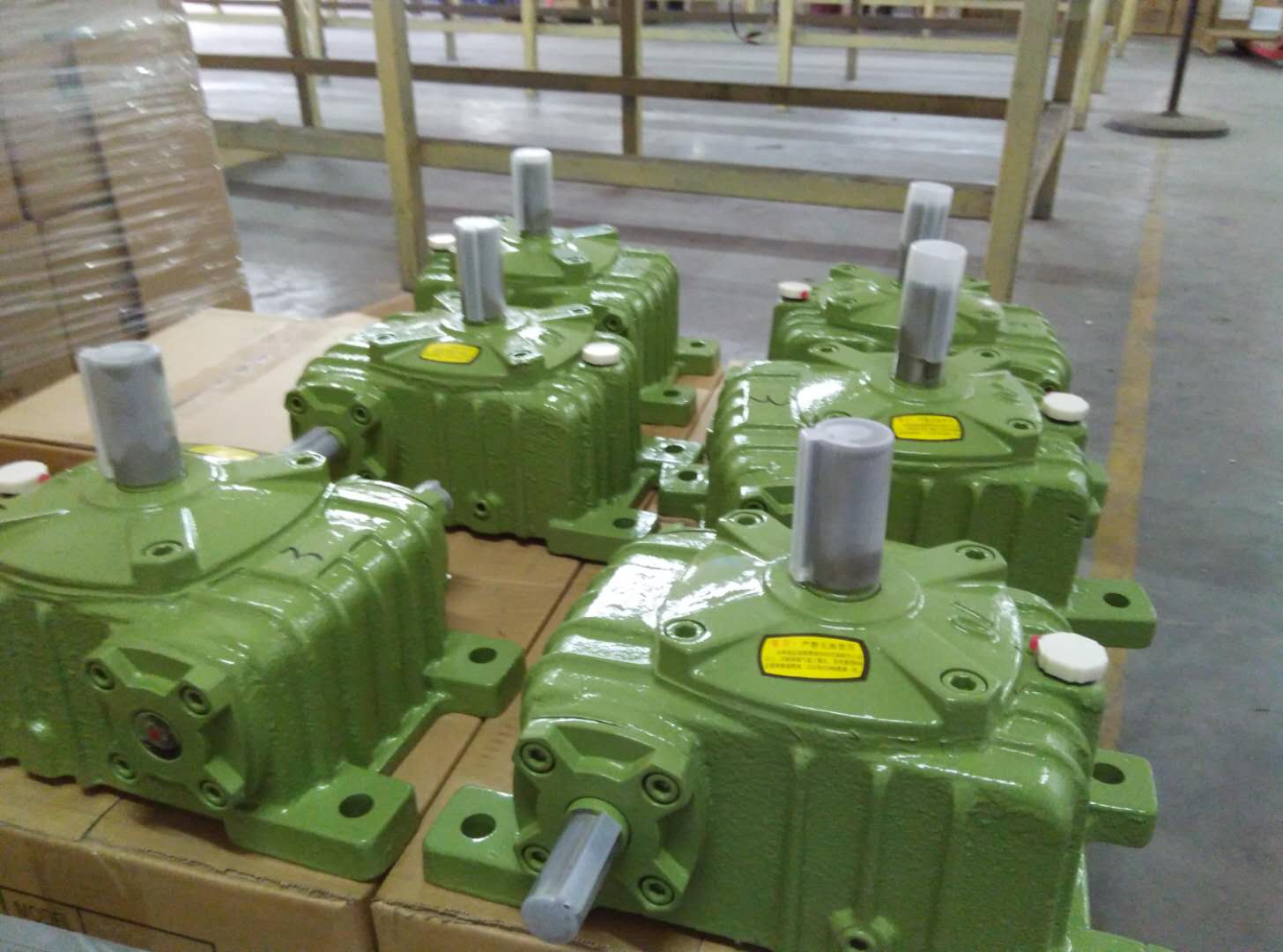如何選擇合適的蝸輪蝸桿減速機(jī)？